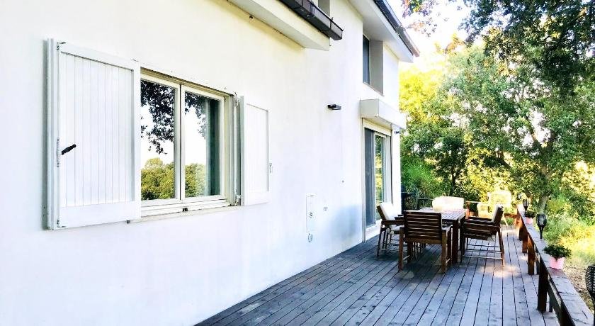 House with 3 bedrooms in Castel di Decima with enclosed garden and WiFi 15 km from the beach