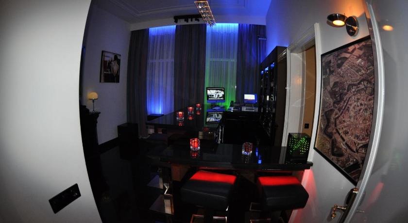 Budget Hotel Le Beau Rivage