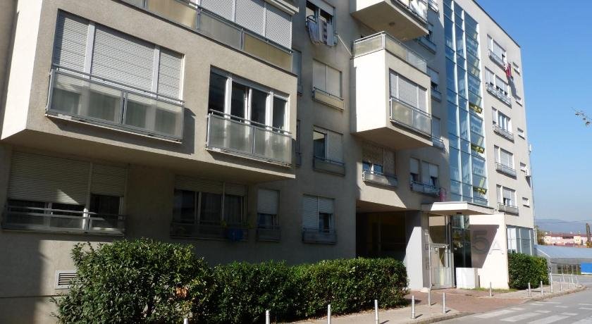 Buzi Gray - Zagreb West
