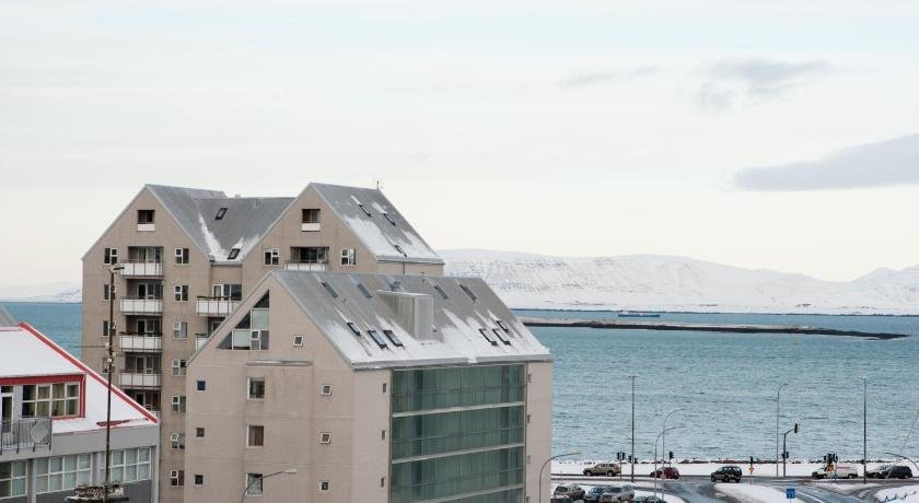 Hlemmur Plaza