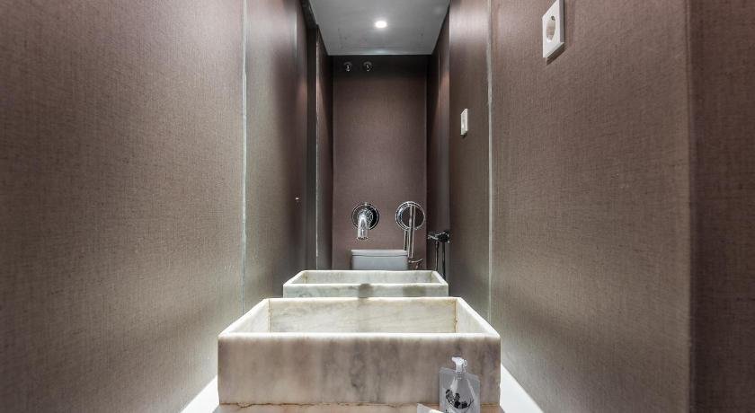 BNBHolder Luxury Triplex CHAMBERI