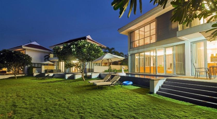 EmblemSea Luxury Villas