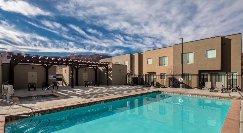 Pet Friendly and Top Moab Home with Free Bikes - Entrada 590