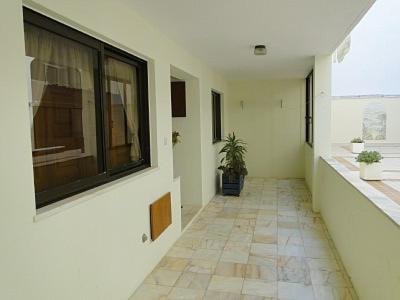 Luxuoso apartamento na praia