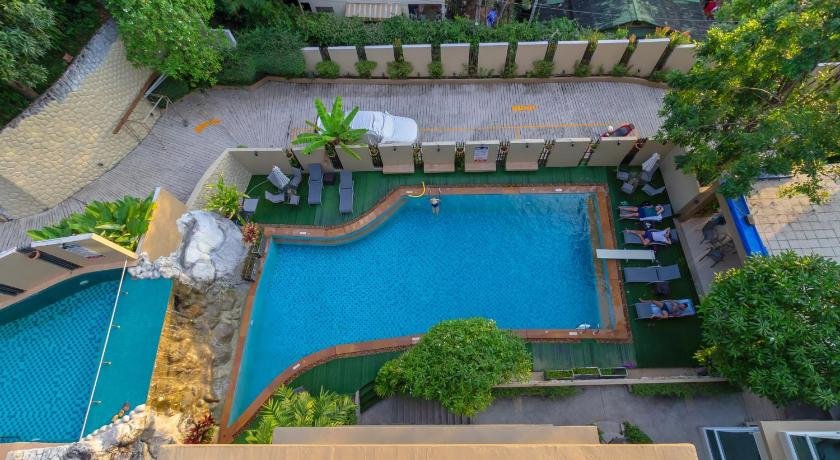 Karon View Elegant Style Apartment