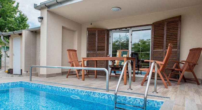 Balatonfured Apartmanhaz