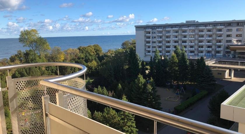 Apartament Ania z widokiem na morze w Hotelu Arka