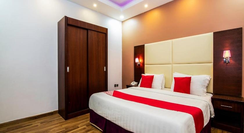Yahalla Hotel Units 1