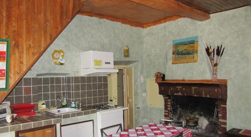 Maison Dina
