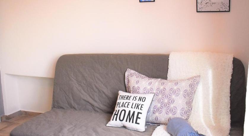 Cozy and Modern Komotini