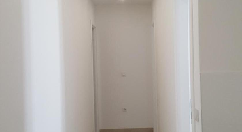 Apartments Vinko Novalja