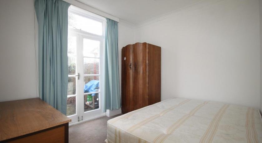 Hill Crescent Guest House