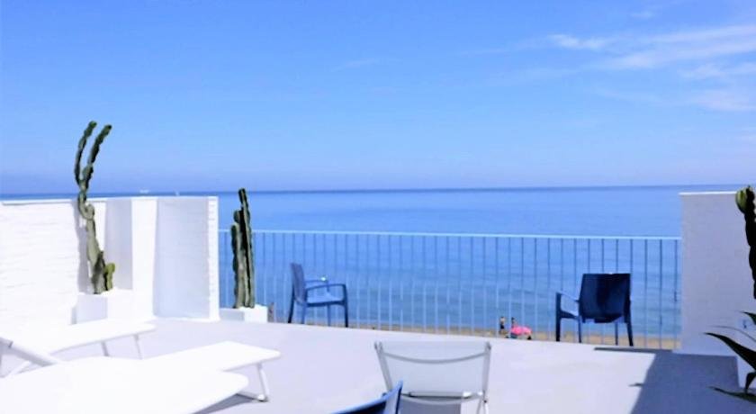 Bleu Mare Apartment