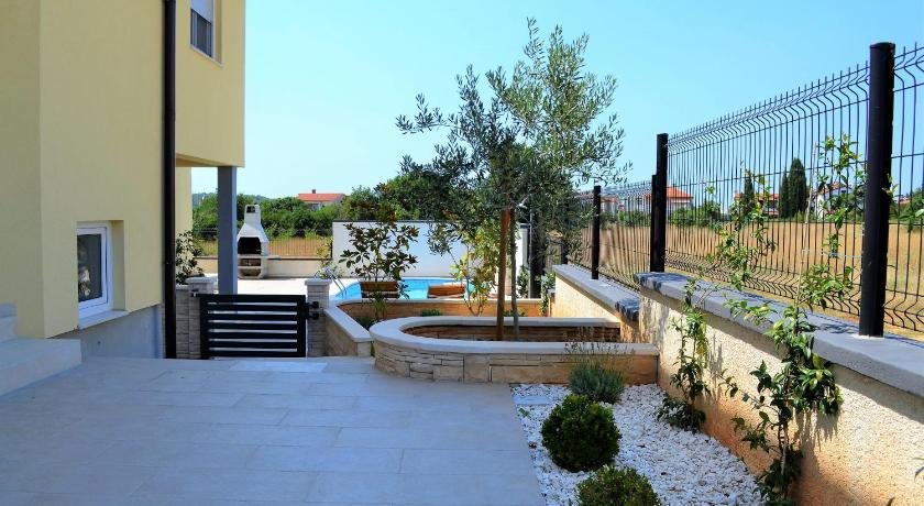 Villa Cera