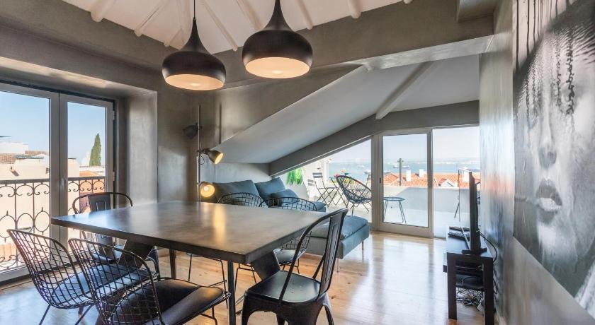 MY LX FLAT Castle Alfama Apartments