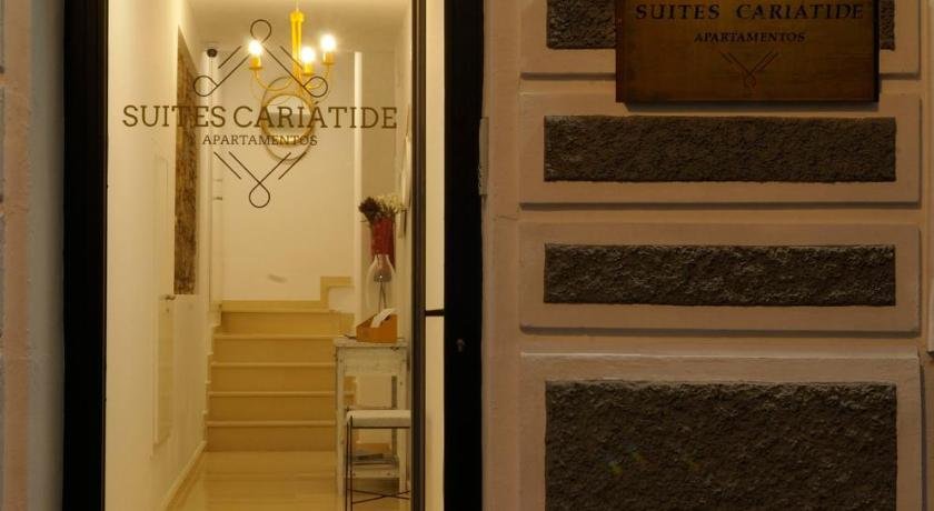 Apartamentos Suites Cariatide