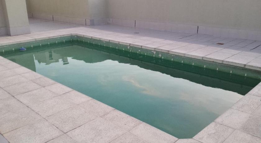 Modern Apartment Rivas - Swimming Pool