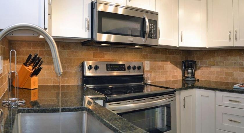 Renovated 2 Bedroom 1 Bath Siesta Key Vacation Rental With Easy Beach Access