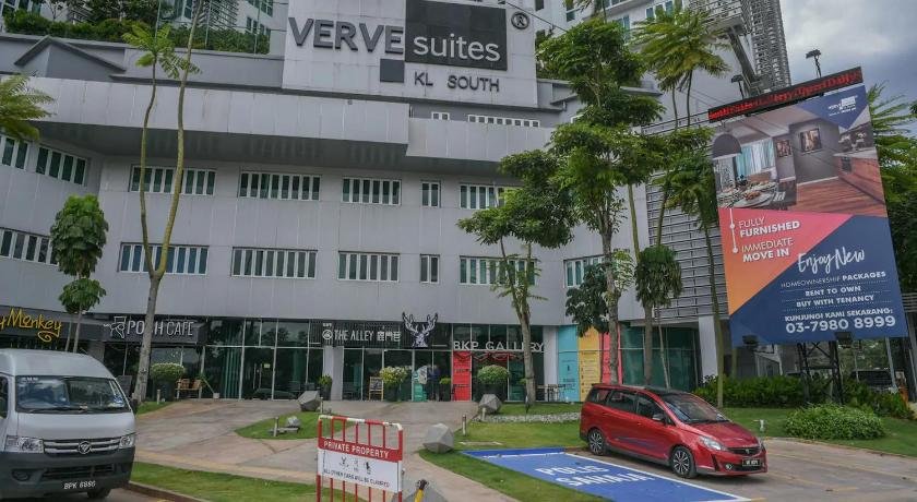 Mid Valley 1km away Verve Suites Old Klang Road