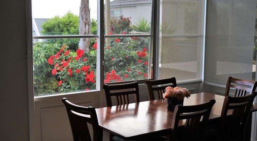 Oxford Rise Apartment