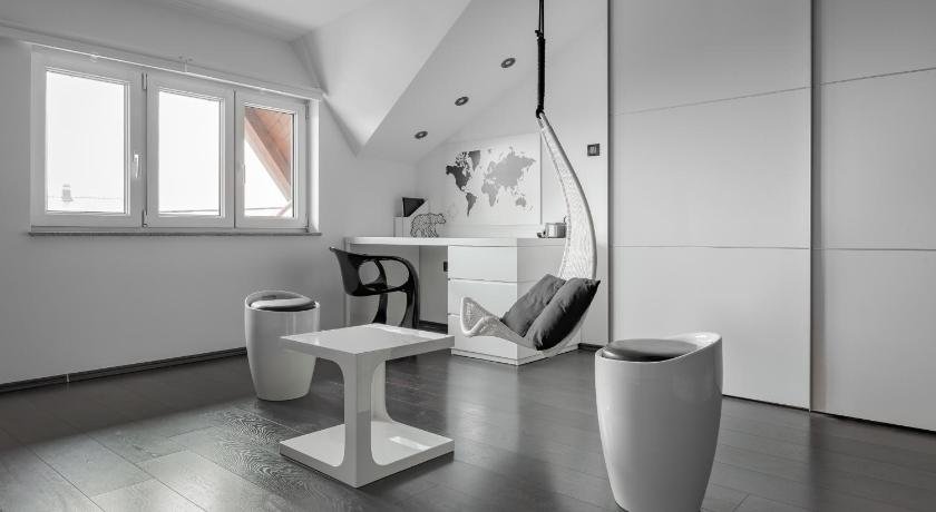 Luxury Attic Suite