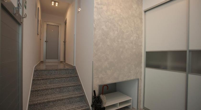 Apartments Lovret Flowers
