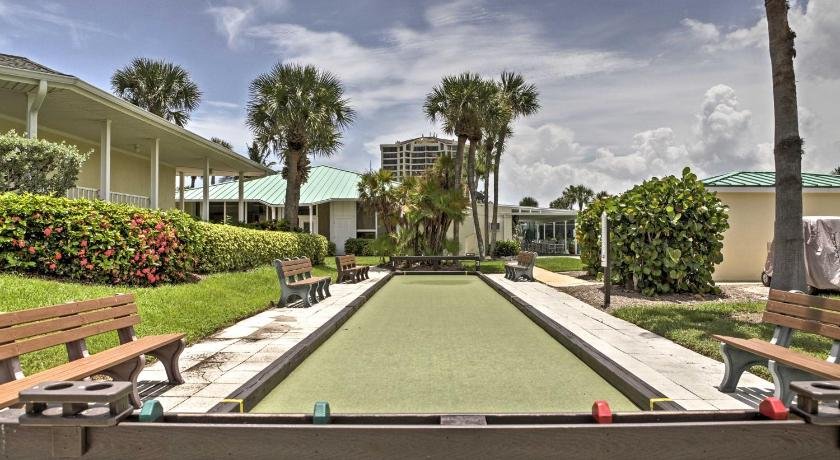 Updated Ocean Village Resort Condo with Beach Access