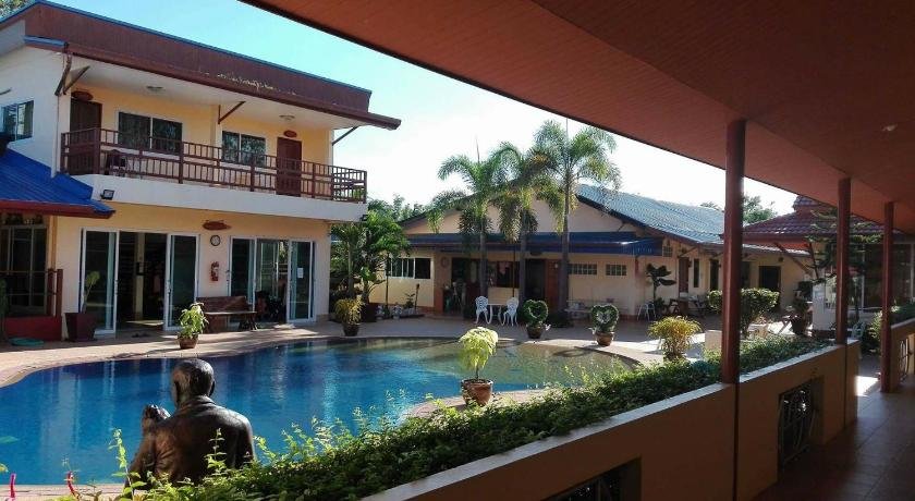 Baan Sabaijai Resort & Rehab