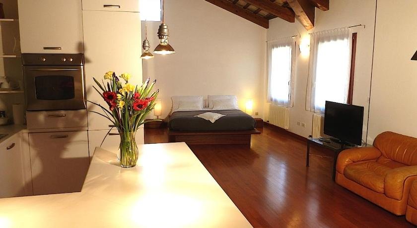 Modern Studio in 15th Century Building Close to St Mark