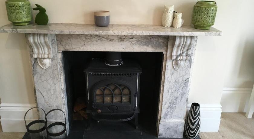 Elegant Spacious Apartment in Heart of St Leonards