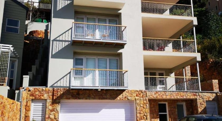 Stonebrook Apartments