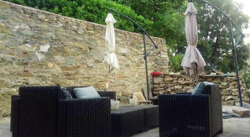 Apartment with 2 bedrooms in Bastia with enclosed garden and WiFi