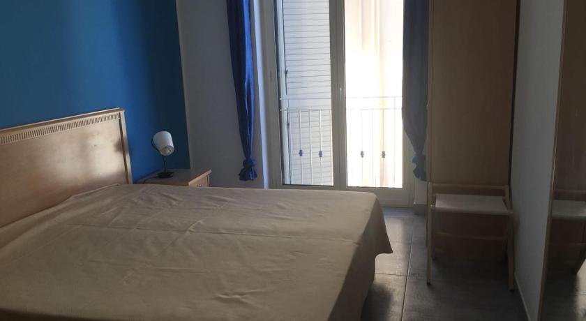 Affacciati sulle Eolie Appartamenti sul Lungomare Patti Marina