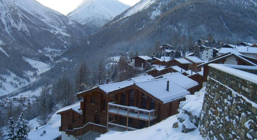 Stirling Luxury Chalet