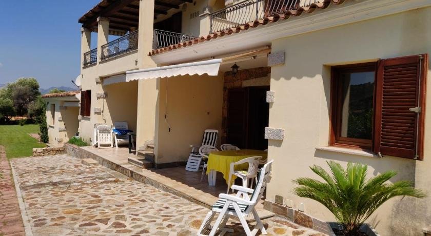 Cosy Holiday house near the beach - view on the mountains