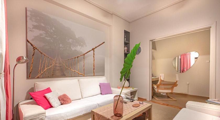 Inspired Townhouse Bright Chic & Cozy