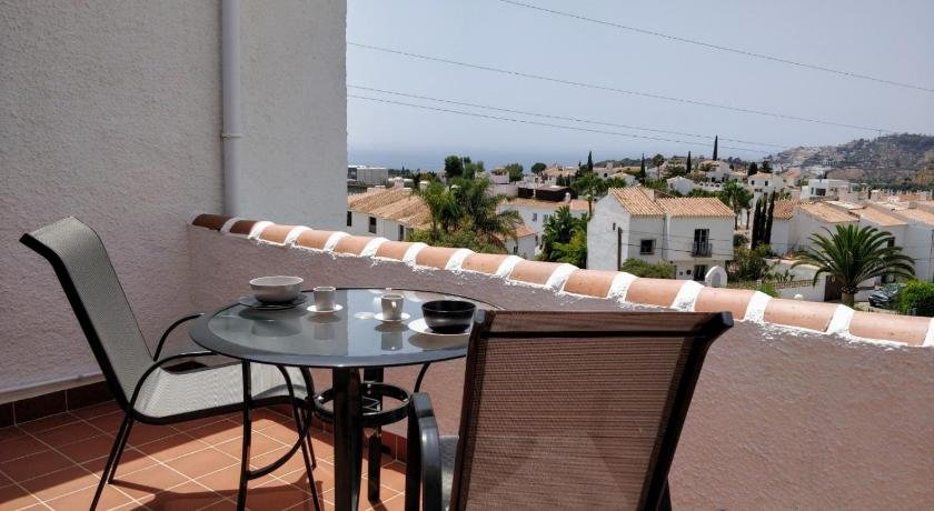 Modern Flat With Sea Views Pool Tennis And Wifi
