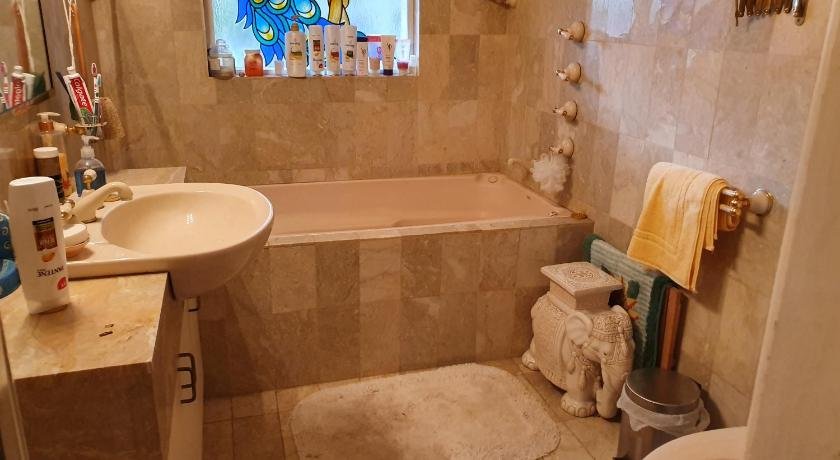 Airport HomeStay Perth