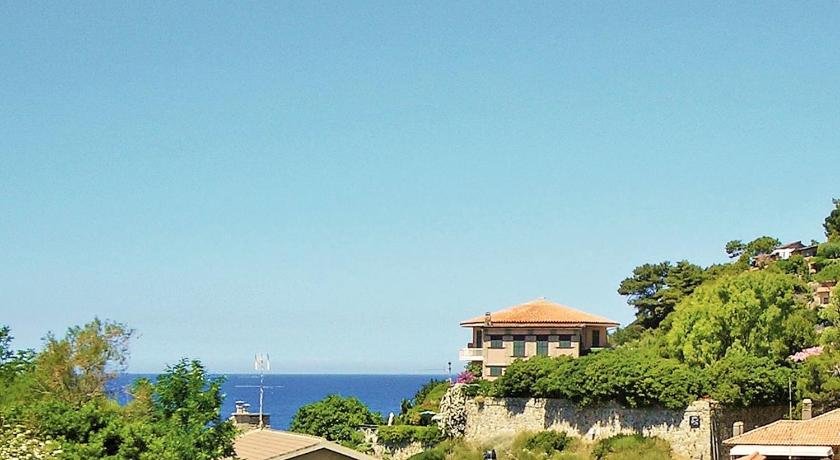 Talamone Apartment