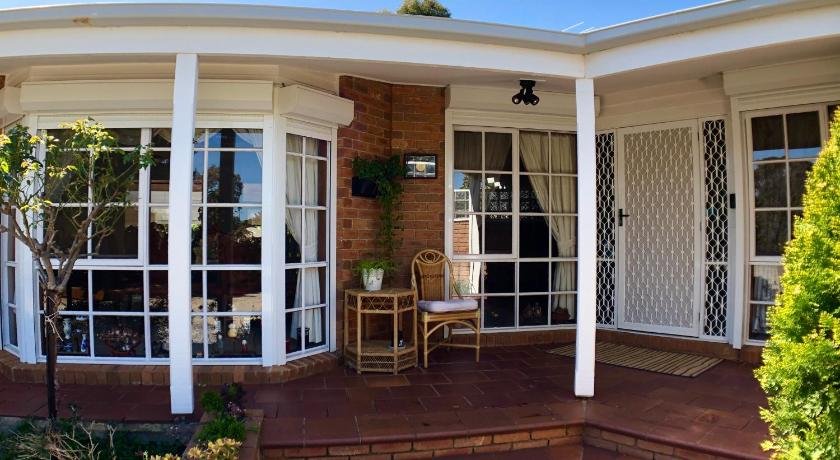Melbourne Garden Bed and Breakfast