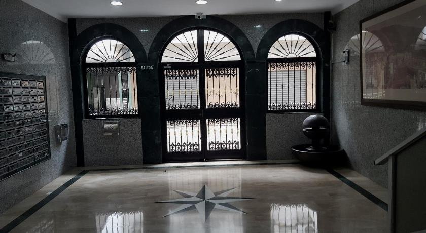 J&H Apartment