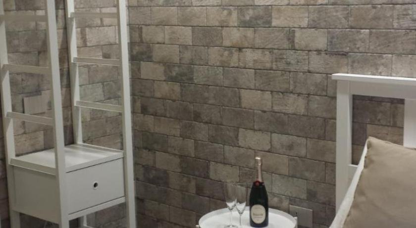 VENTIMIGLIA SUITE & WINE