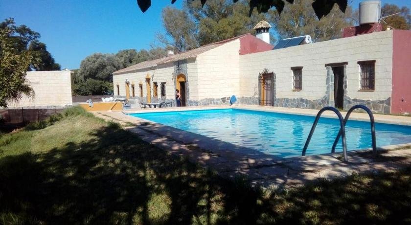 Apartment with 2 bedrooms in El Puerto de Santa Maria with shared pool and WiFi