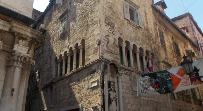 Palace Ciprianis