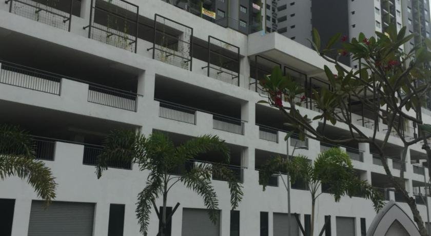 Rusnoor Homestay Alami Residensi 2-17-2
