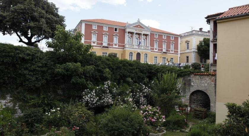 Apartment Vallamar