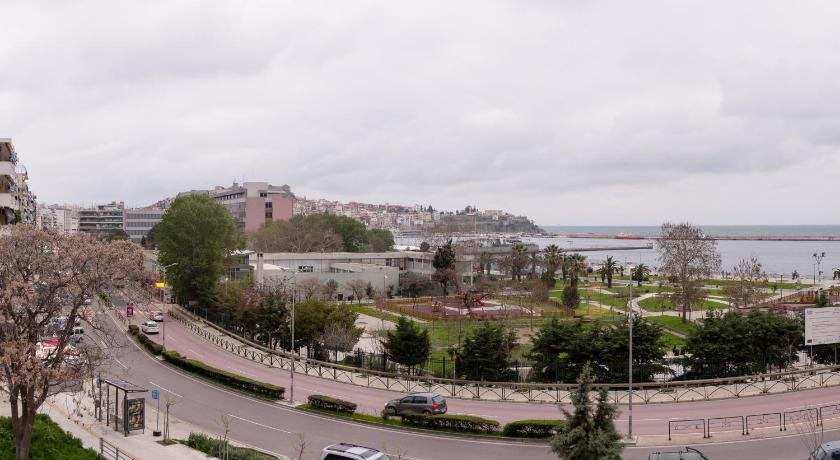 Leo Lux Apartment
