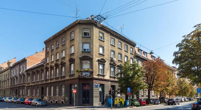 Cosy Happy Studio Apartment