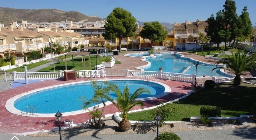 2 Bed Bungalow El Poblet
