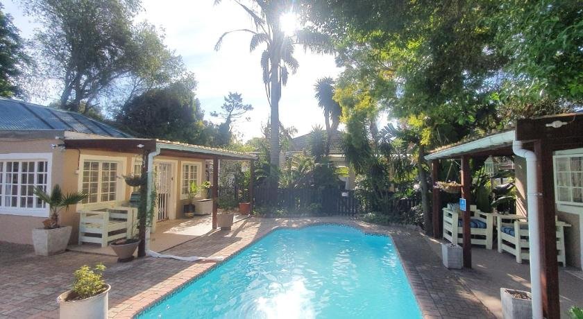 Paradise in the City Cottage Two